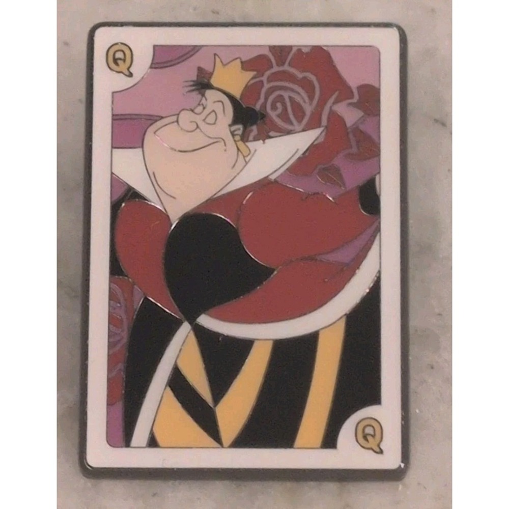 Loungefly - Queen of Hearts - Villains Playing Cards - Mystery Disney Pin